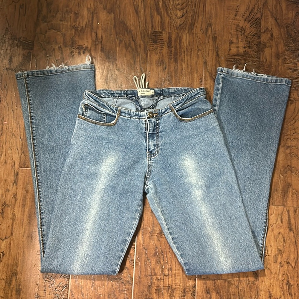 Wonderful jeans in good conditions never worn✨